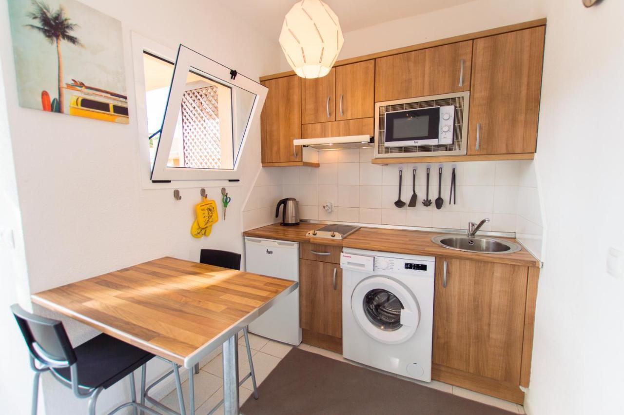 Casanikolai Apartment คอร์ราเลโฮ ภายนอก รูปภาพ