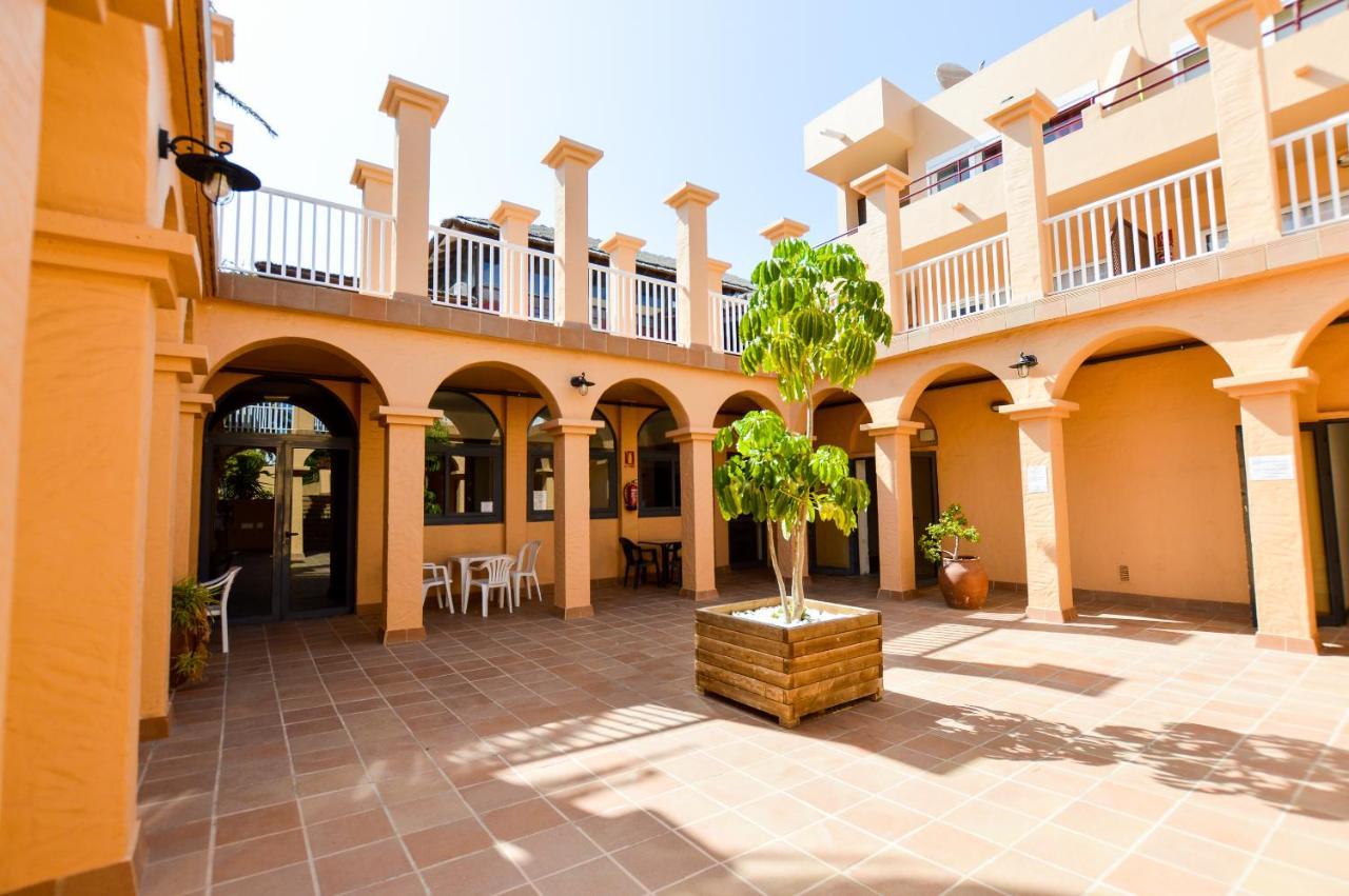 Casanikolai Apartment คอร์ราเลโฮ ภายนอก รูปภาพ